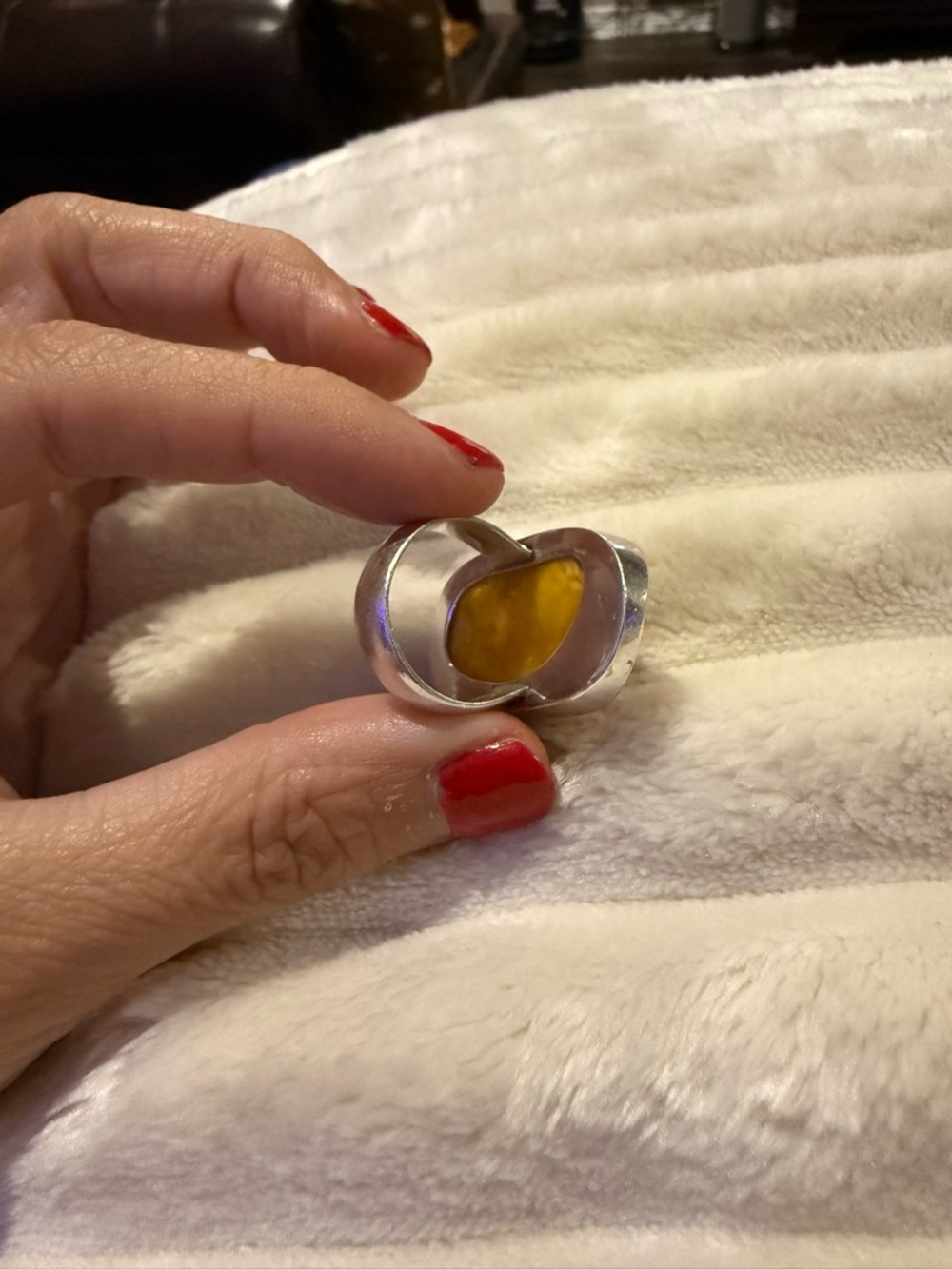 Oversized Butterscotch Yellow Stone Statement Ring - Picture 4 of 9